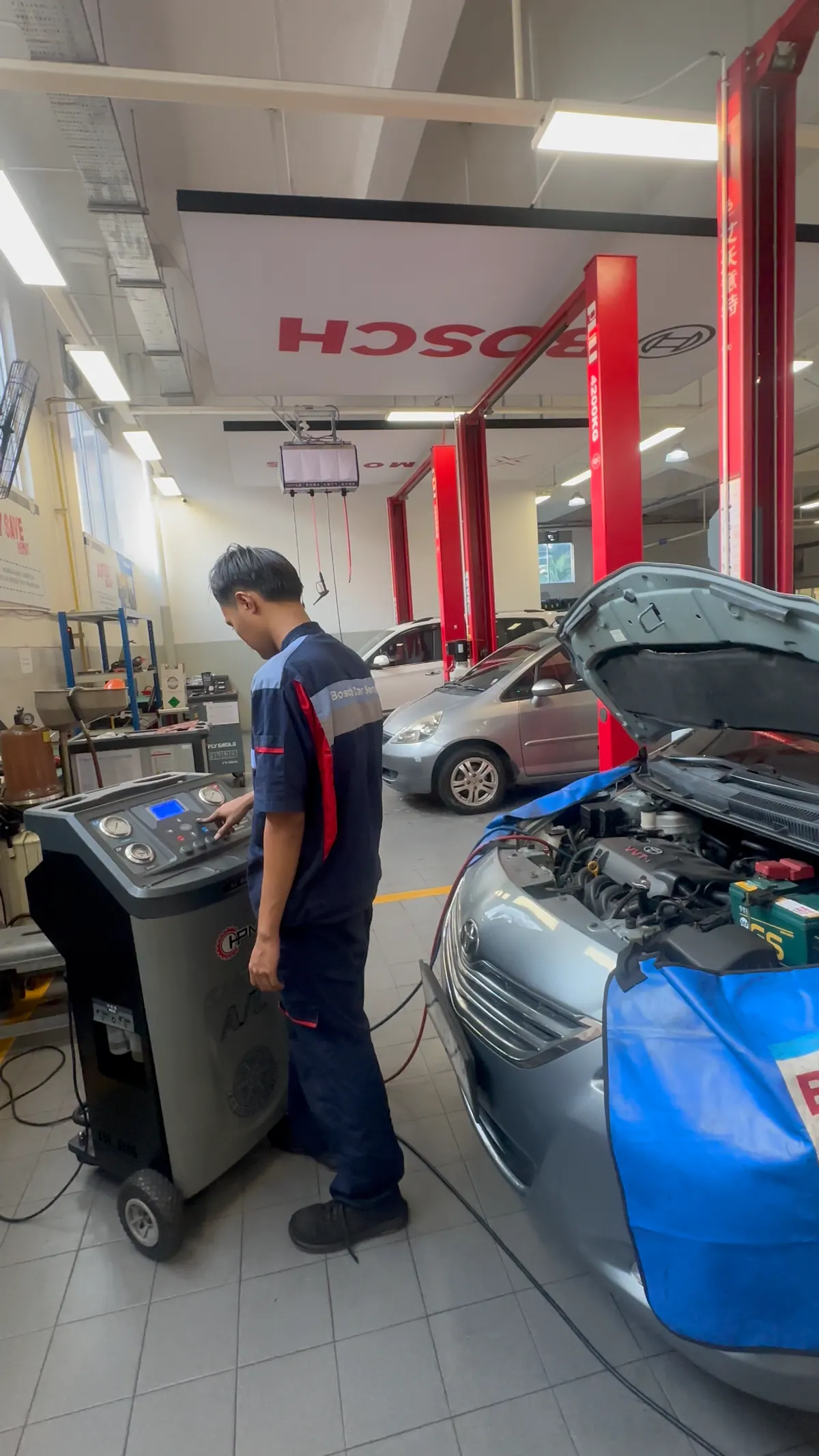 Bengkel AC Mobil di bengkel Bosch Car Service